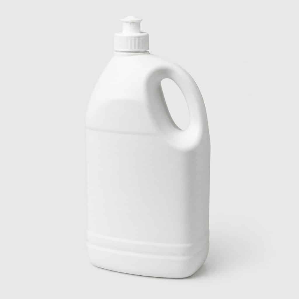 Bidon d'huile moteur multigrade polyvalente de 2 litres, vue produit