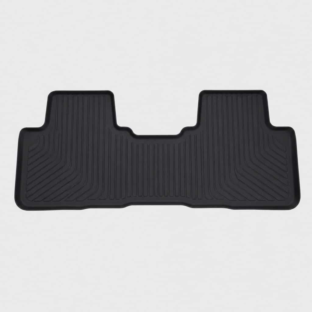 Tapis de sol arrière banquette présenté seul sur fond clair